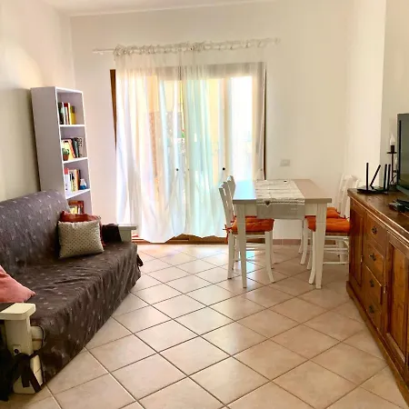 Noemi Central Park- Iun R2708 Όλμπια